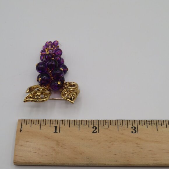 Vintage Avon Signed Grape Vine Brooch - Picture 10 of 10
